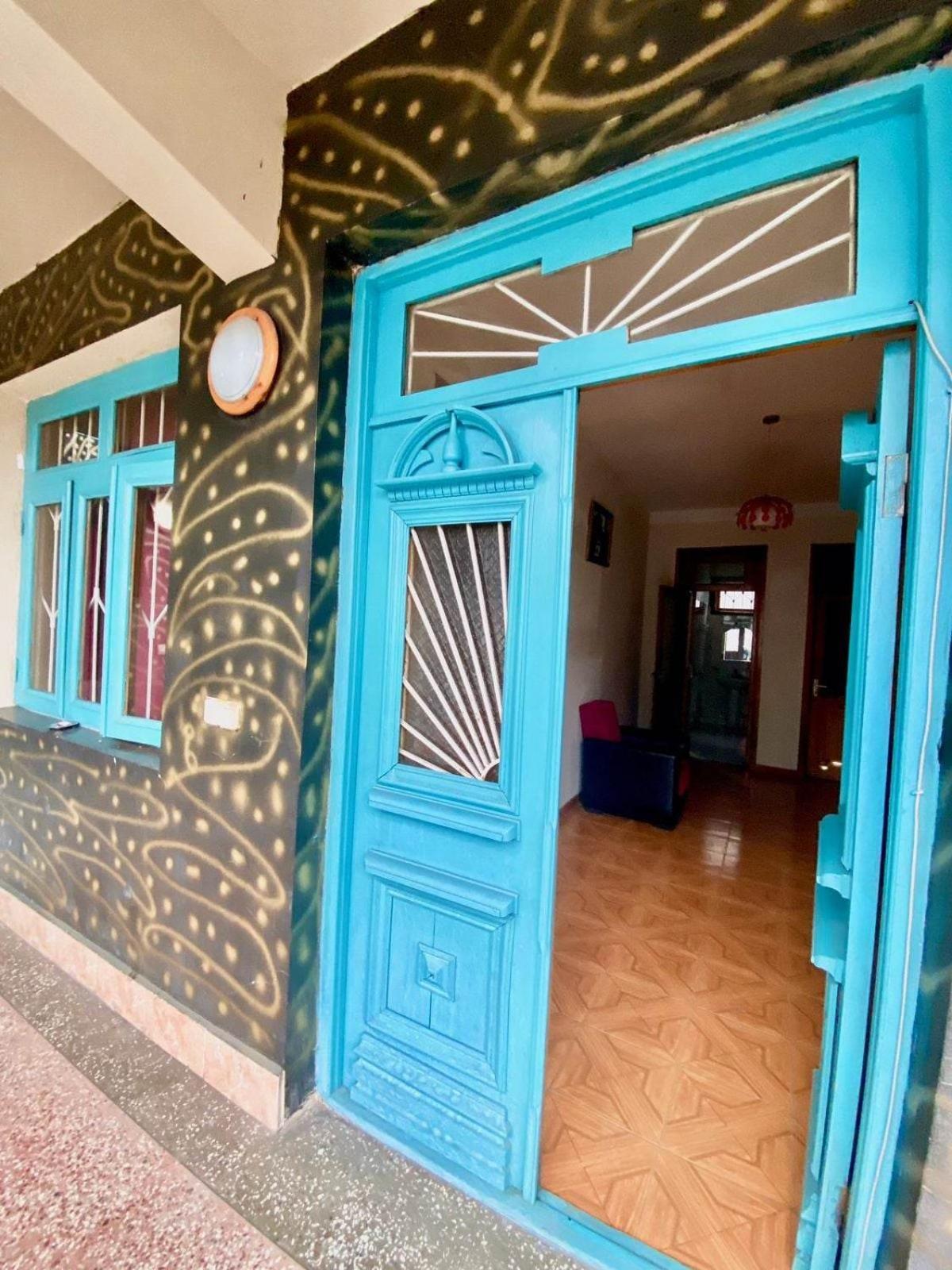 Apartamento Nino And Ali Batumi Exterior foto