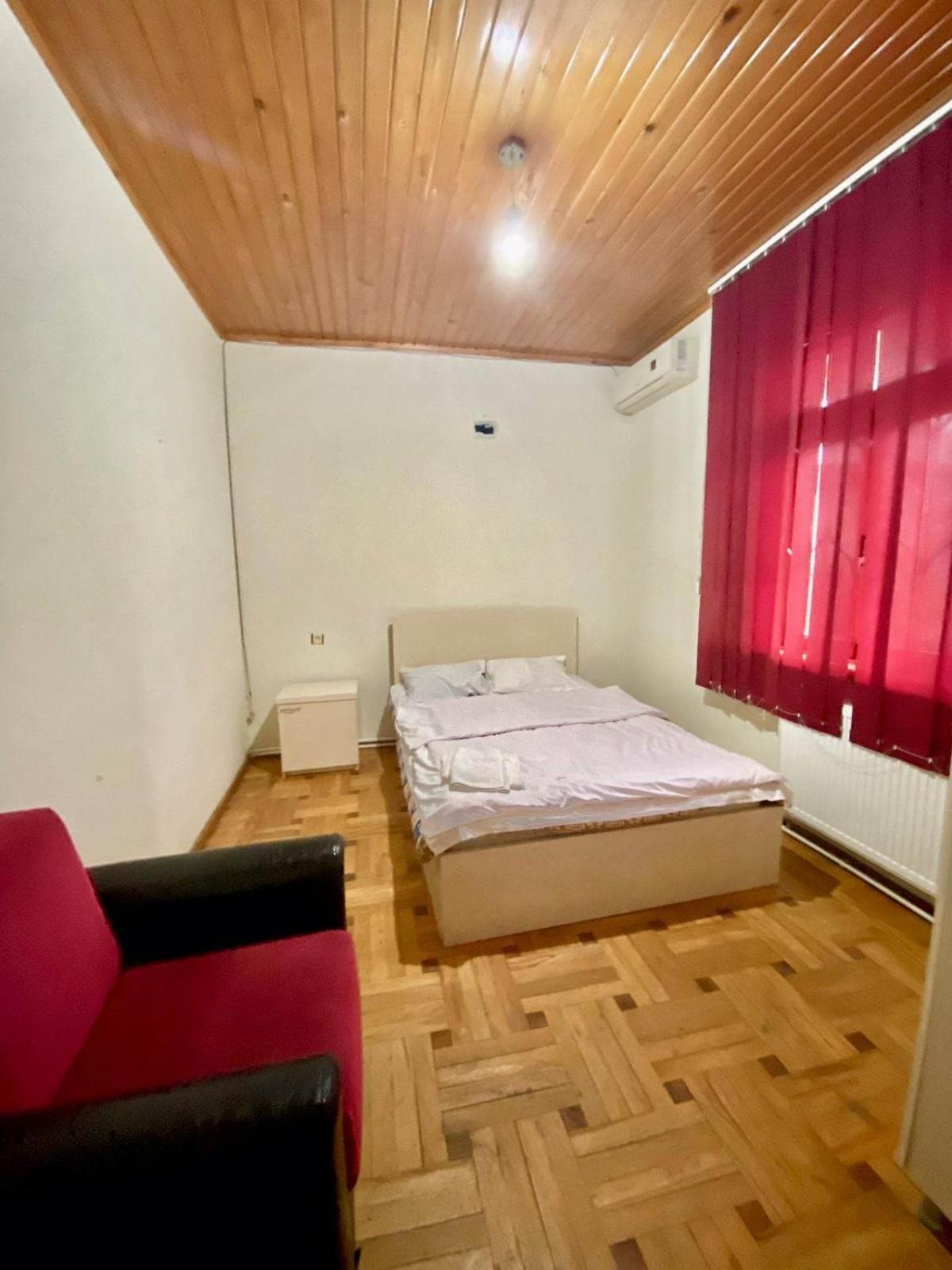 Apartamento Nino And Ali Batumi Exterior foto