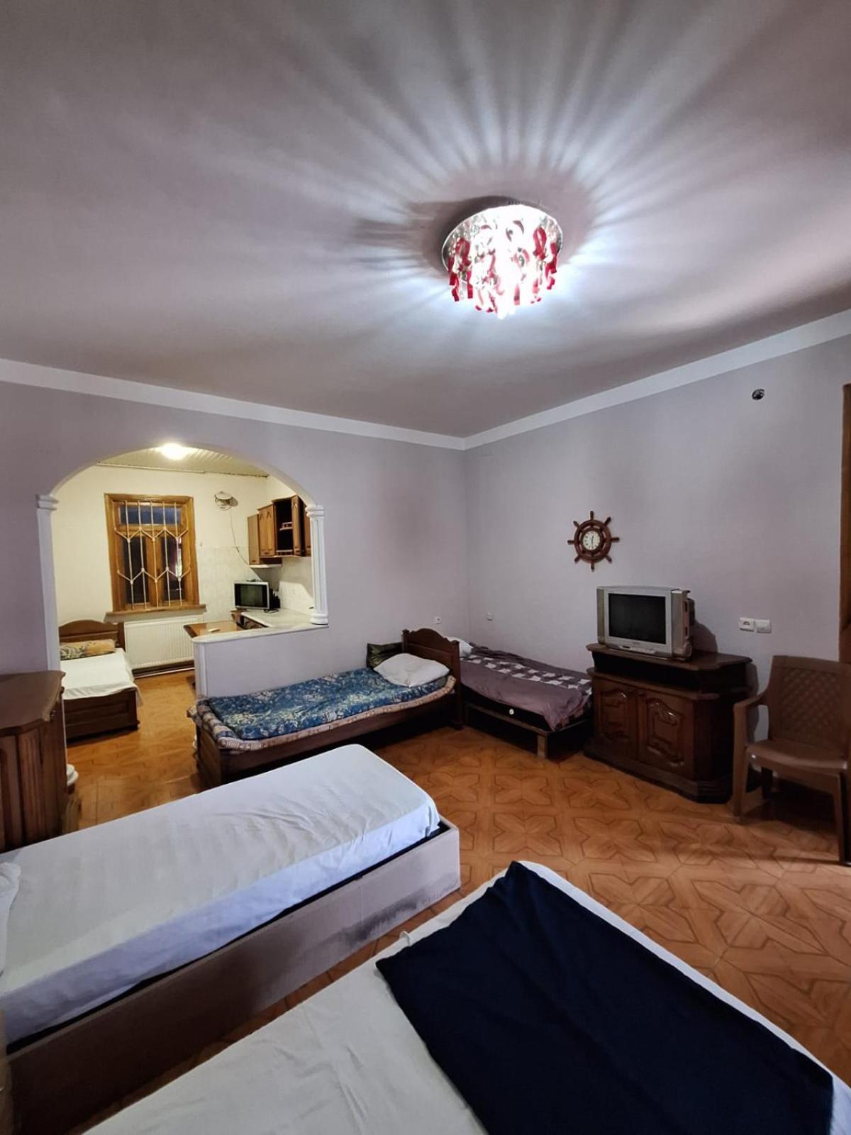 Apartamento Nino And Ali Batumi Exterior foto
