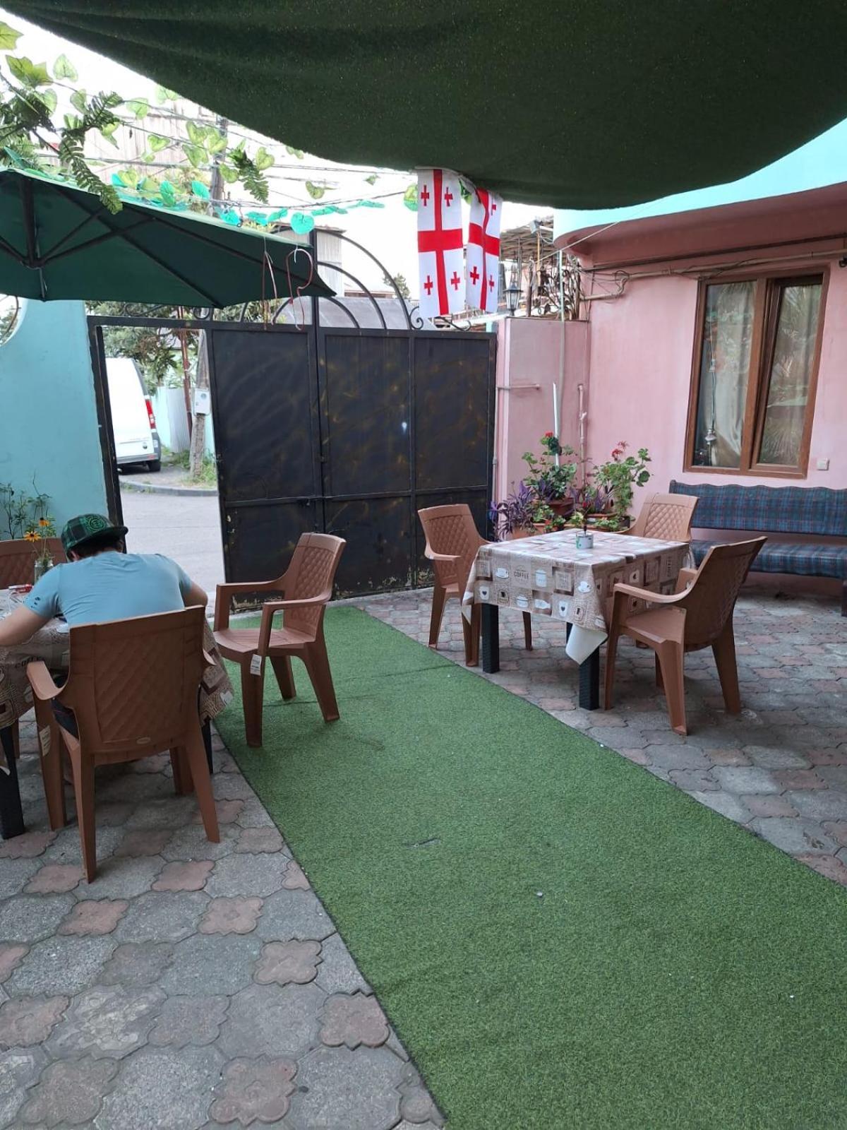 Apartamento Nino And Ali Batumi Exterior foto